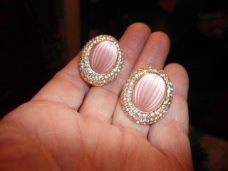Gorgeous Vintage  Maresco  Clip On Earrings Pink And White Rhinestones Rare