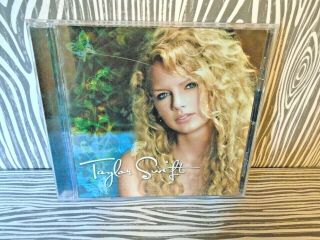 2009 Taylor Swift (rare) Self - Titled Debut Cd Album Near