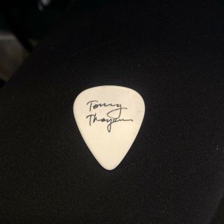 KISS Fabulous Las Vegas Sign Guitar Pick Tommy Thayer Signed Autograph Band Rare 2