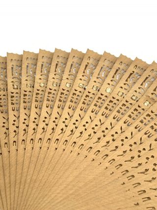 RARE Antique Chinese Sandalwood Brise Export Fan Eventail 清朝 嘉慶帝 Qing Era c 1800 3