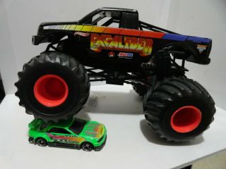 @@ Rare Hot Wheels Monster Jam 1:24 Scale Excaliber Wow @@