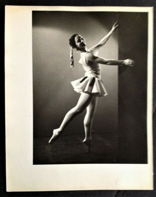 HELENE KIRSOVA.  RARE VINTAGE PHOTOGRAPH.  BALLET RUSSE.  DANISH PRIMA BALLERINA. 3