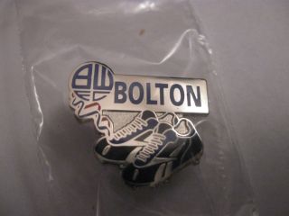 Rare Old Bolton Wanderers Football Club Boots (14) Enamel Press Pin Badge