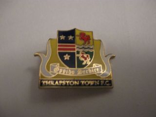 Rare Old Non - League Thrapston Town Football Club Enamel Brooch Pin Badge