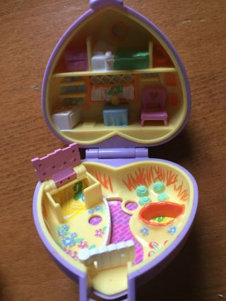Rare Polly Pocket Purple Heart Country Bunny Cottage 1993