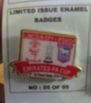 Lincoln City Ipswich Town Rare Rare Red/white Badge