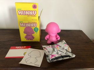 kidrobot DIY pink mini munny - designer art urban vinyl toy figure - MIB rare 2