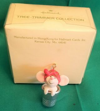 Vintage 1978 Hallmark Tree Trimmer Mouse in Thimble Ornament Rare/HTF 3
