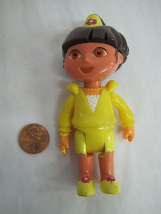Dora The Explorer Dollhouse 4.  5 " Girl Doll Poseable Yellow Birthday Outfit Rare