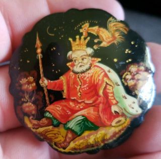 Rare Antique Vintage Hand Painted Lacquered Russian Signed 2 " Pin Brooch King