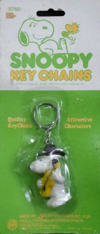 Rare Vintage Peanuts Snoopy Cowboy With Guitar Keychain Key Ring