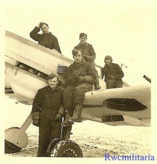 Rare Luftwaffe Pilot & Ground Crew W/ Me - 109 Fighter Plane In Winter