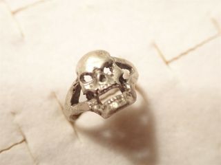 Grandmas Estate 925 Sterling Silver Rare Artisan Skull Ring