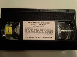 Daughters of Darkness VHS rare cult horror gore sleaze oop 4