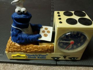 Vintage 1977 Sesame Street Cookie Monster Cookie Clock Radio Table Display Rare