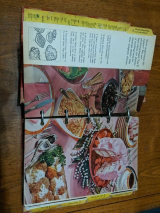 Better Homes and Gardens Cookbook (1962 Printing) Rare 5 Ring binder 3