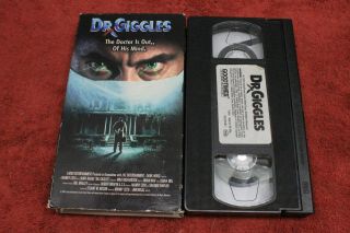 Dr.  Giggles Vhs Larry Drake Holly Marie Combs Cliff De Young Glenn Quinn Rare