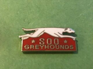 Soo Greyhounds - - Ice Hockey Badge - - - - 1990 
