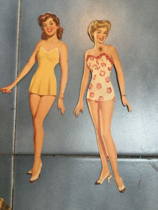 Vintage Marilyn Monroe And Marian Paper Dolls With 11 Outfits Rare