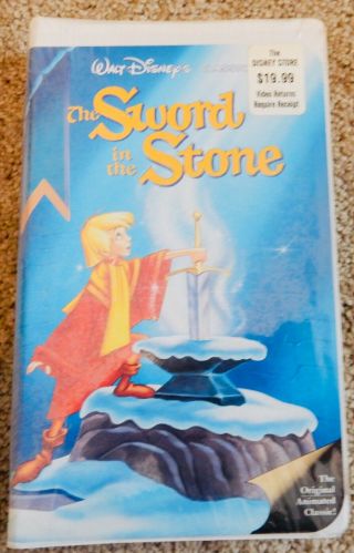 Walt Disney’s Sword In The Stone Black Diamond Vhs.  Rare.  (1991)