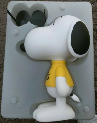 Kaws Snoopy Peanuts Figure Toy Sculpture Fake Takashi Murakami Banksy