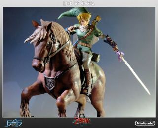 First 4 Figures Link On Epona Regular And Exclusive Statues