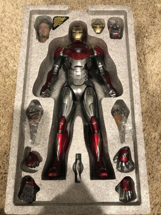 Hot Toys Iron Man Mark 47 Diecast