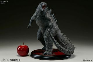 Sideshow Godzilla Statue number 14 of 500,  Godzilla Movie,  Warner Bros 2