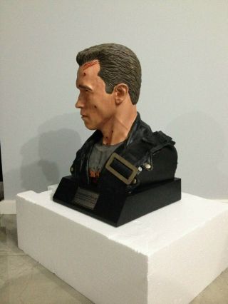 SIDESHOW COLLECTIBLES - TERMINATOR T2 - BATTLE ARNOLD 1:1 BUST - MIB 4