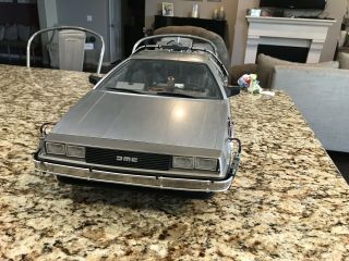 Hot Toys 1/6 Back to the Future BTTF Delorean Time Machine MMS260 Will Ship 5