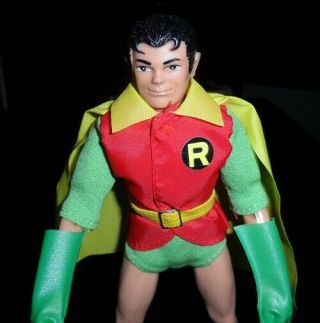 Mego Removable Mask Robin - 100 All & In Great Shape - Look