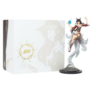 League Of Legends Ahri Limited Statue Resin Action Figure Nine - Tailed Fox Model
