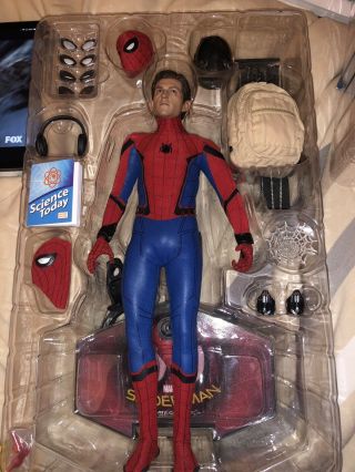 Hot Toys Spiderman Homecoming Mms - 426 Deluxe Version 1/6 Figure Suit Mcu Marvel