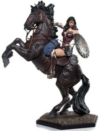 Dc Wonder Woman Statue