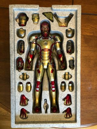 Hot Toys Iron Man Mark Xlii Mms197 D02