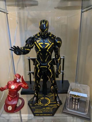 Iron Man Neon Tech 2.  0 Hot Toys Sdcc 2019 Exclusive 1/6 Scale