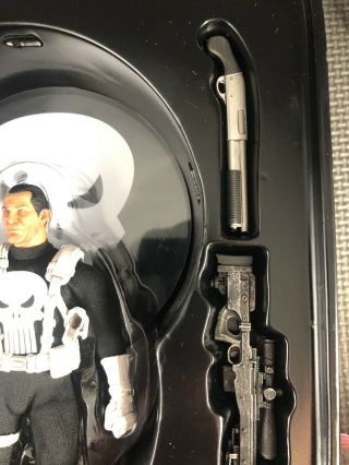 Mezco One 12 Punisher Classic Variant Exclusive Complete Authentic 9