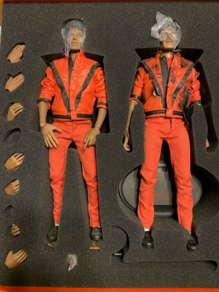 Hot Toys 1/6th Scale Michael Jackson Thriller 2x true type bodies w/Extra Stand 7