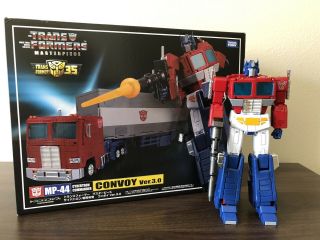 Takara Tomy Transformers Masterpiece Mp - 44 Convoy Optimus Prime Ver.  3.  0