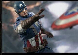 HOT TOYS MMS 240 Captain America (Golden Age) - from CA:TWS 4