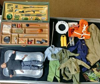 Vintage 1964 Gi Joe Hasbro Accessories & Parts With Foot Locker