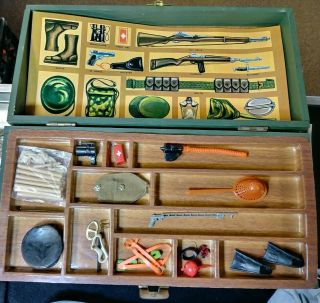 Vintage 1964 GI Joe Hasbro Accessories & Parts with Foot Locker 4