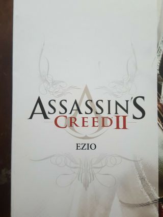 Hot Toys Ezio Assassin ' s Creed II RARE 1/6 12 inch Action Figure 3