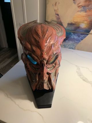 Sideshow Collectibles - Ceremonial Predator - Life - Size Mask - Perfect