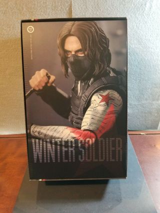 Hot Toys MMS 241 Captain America: TWS – Winter Soldier 6