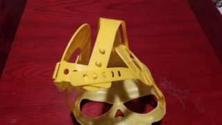 Vintage 1980 ' s He Man MOTU Skeletor mask and shield 8