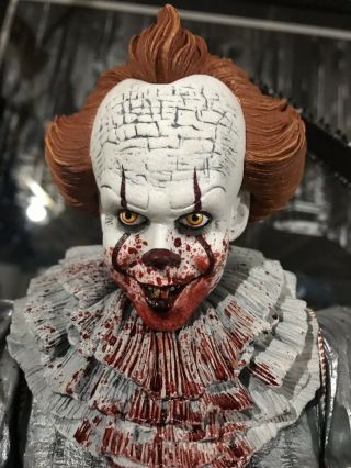 It (2017) - 1/4 Scale Action Figure - Pennywise - Neca Custom Adult Owned 18