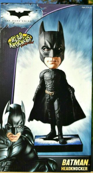 The Dark Knight - Batman Head Knocker Neca (box)
