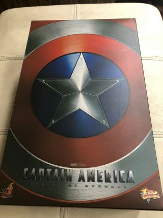 1:6 12” Hot Toys Captain America Steve Rogers The First Avenger