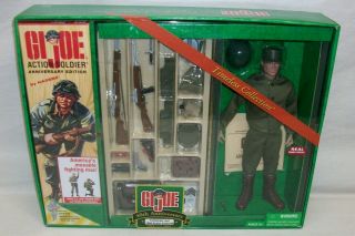 Nib G.  I.  Joe " 1964 Soldier & Footlocker " 12 - In Action Figure,  40th Anniversary,